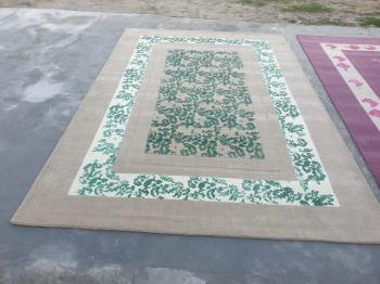 Floral Handmade Woolen Floor Rug Manufacturers in Tinsukia